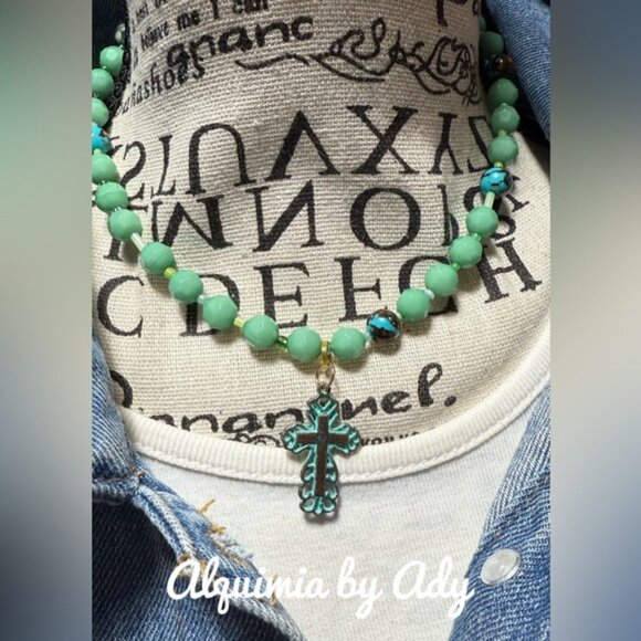 Turquoise and blue crystals vintage cross pendant statement necklace - Picture 4 of 9